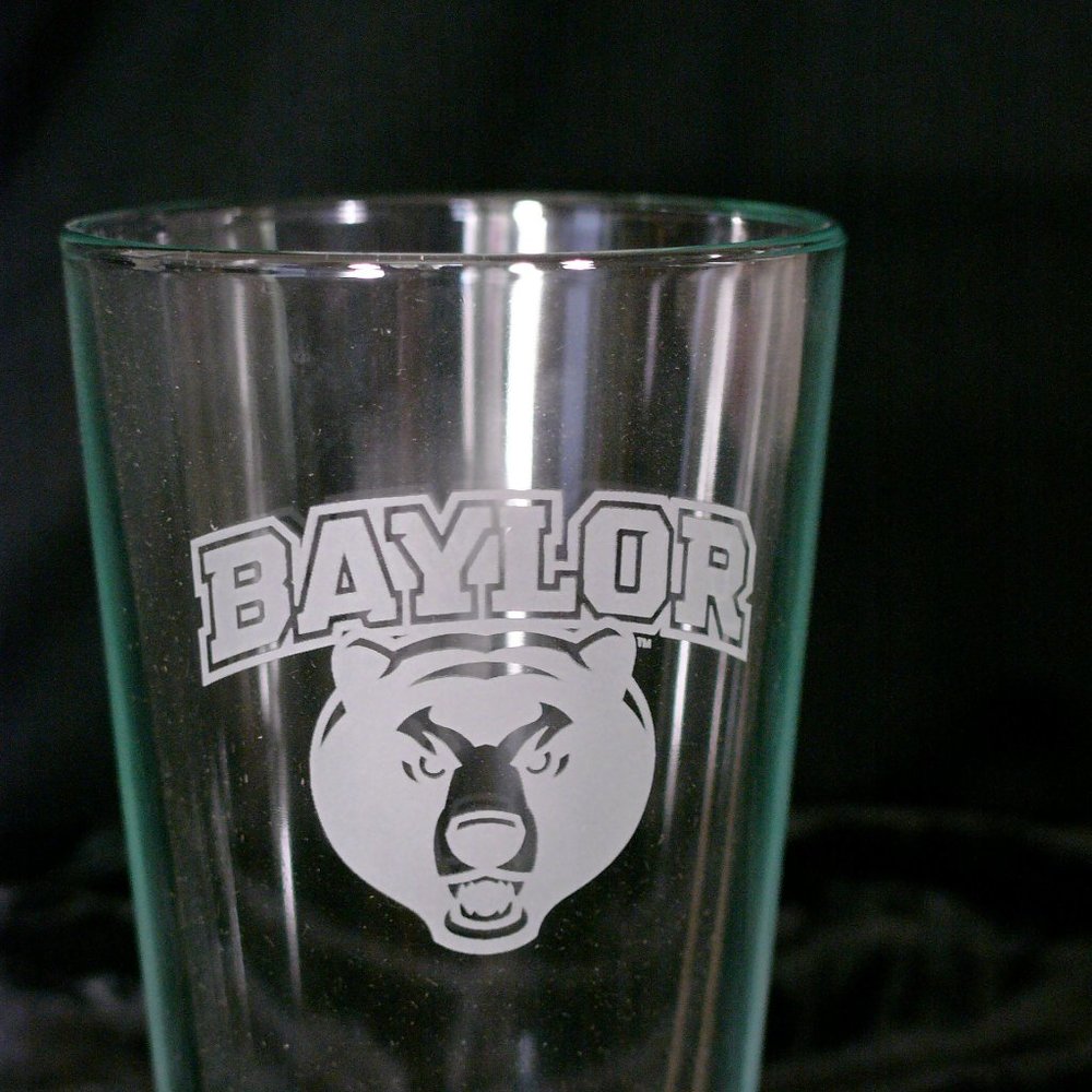 Etched Glass - Brand New - Baylor University Bear Mascot - 16 Ounce